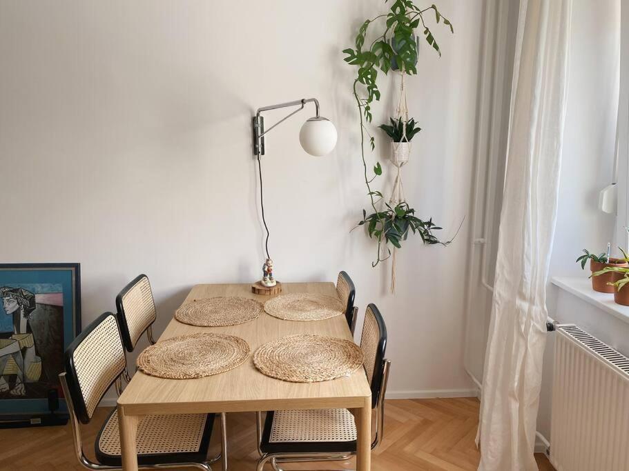 Cosy Apartment Tivoli Center Free Park Ljubljana Ngoại thất bức ảnh