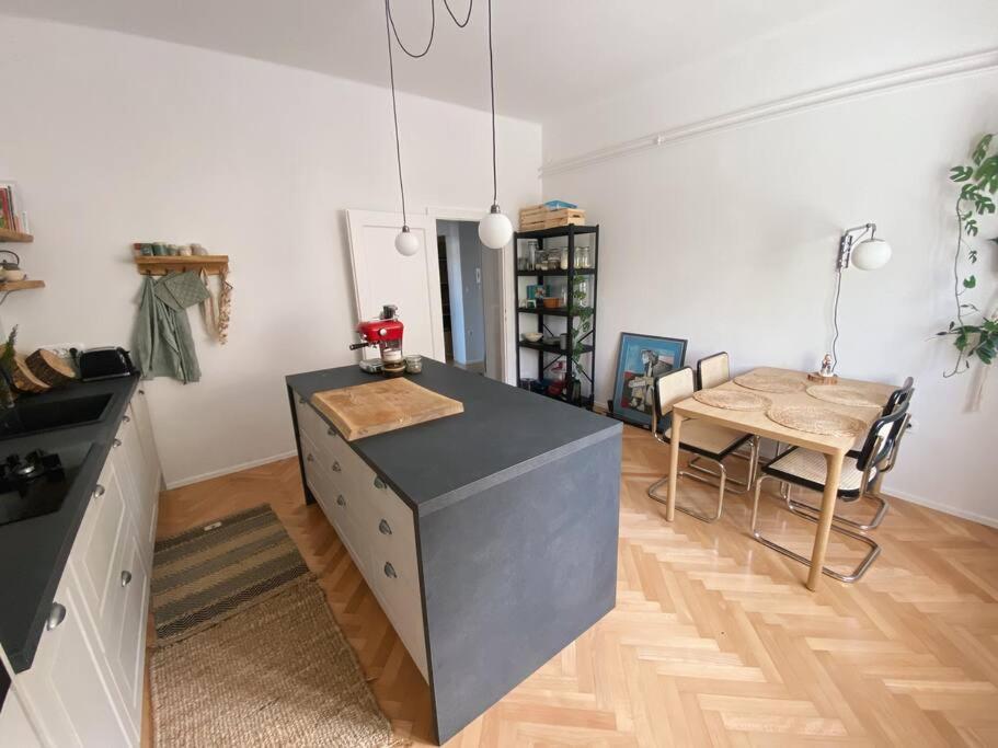 Cosy Apartment Tivoli Center Free Park Ljubljana Ngoại thất bức ảnh